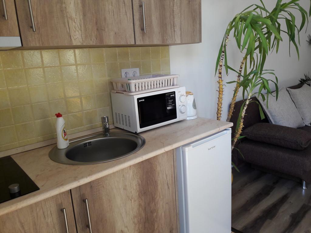 Diofa Vendeghaz Apartment Егер Екстериор снимка