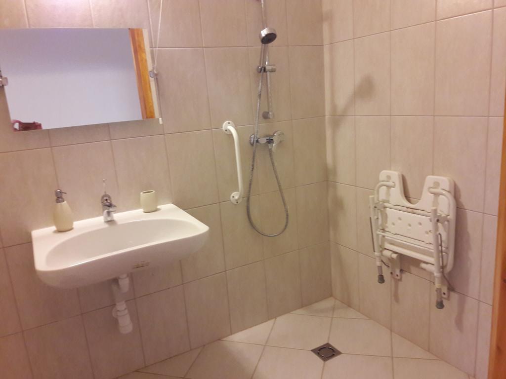 Diofa Vendeghaz Apartment Егер Екстериор снимка